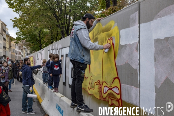 Marseille : une marche funèbre contre le mur de La Plaine