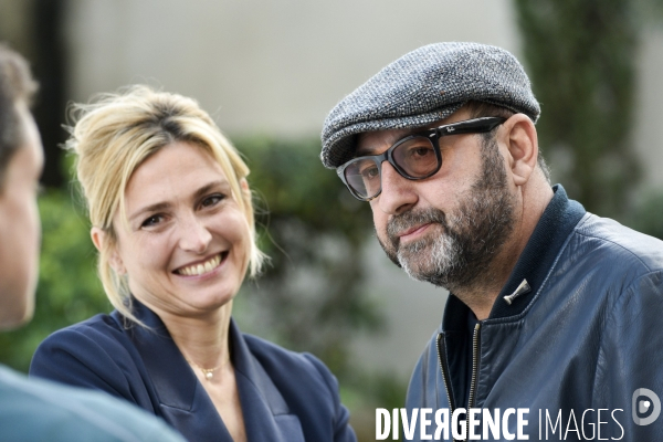 Le film LE GENDRE DE MA VIE de François Desagnat, avec Julie Gayet, Pauline Etienne et Kad Merad.