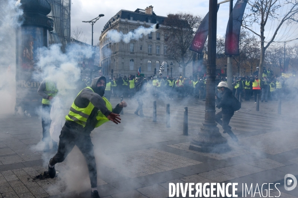 Manifestation des gilets jaunes à Paris