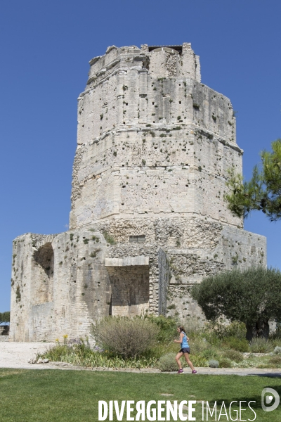 Illustration Nîmes et ses environs