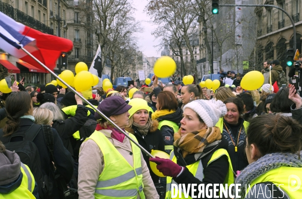Gilets jaunes - Premiére manifestation des femmes - Acte VIII