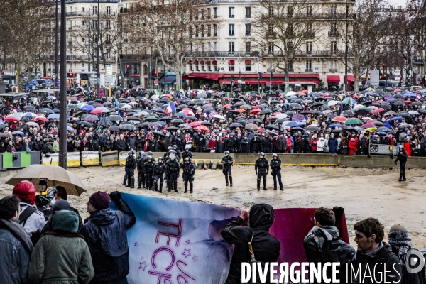 Marche des Foulards Rouges - Paris