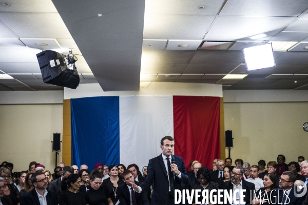 Grand débat national avec Emmanuel Macron à Evry-Courcouronnes