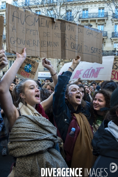 Manifestaion des lycéens ey des étudiants pour le climat