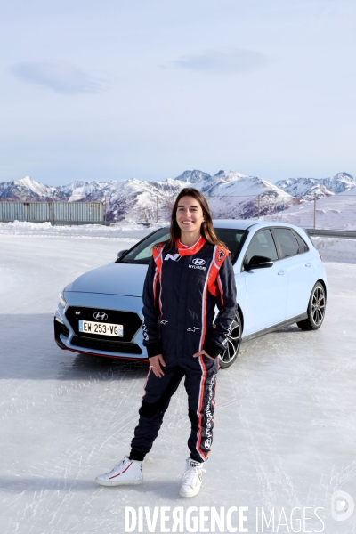 Perrine Laffont Championne du Monde de ski de bosses avec son partenaire Hyundai. Trophée Andros 2018-2019.