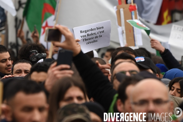 Manifestation contre la candidature du Président Boutéflika