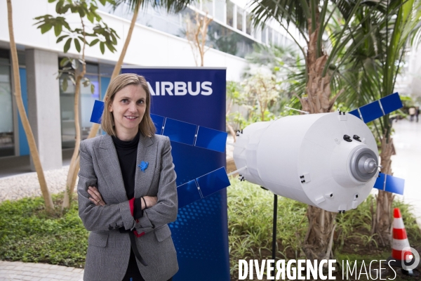Agnès PANNIER-RUNACHER visite le site d AIRBUS Defence & Space à Elancourt