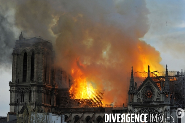 Incendie de la cathédrale Notre-Dame de Paris