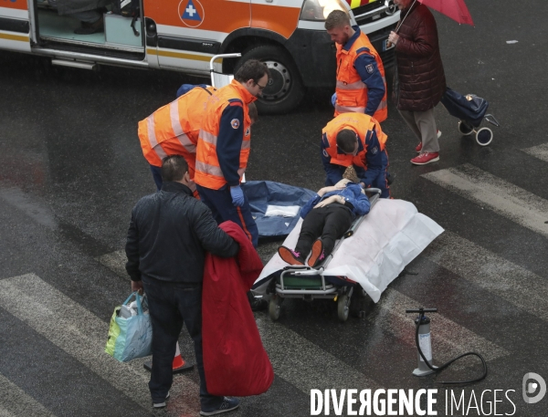 Accident de scooter , rue de vaugirard paris