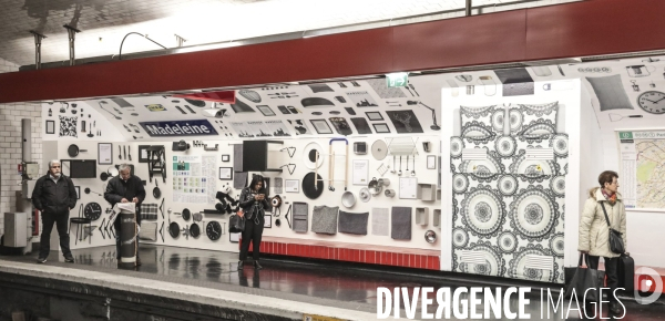 Ikea investit le metro parisien  a madeleine