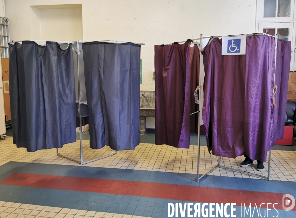 Elections europeennes, bureau de vote paris xv
