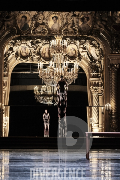Another Place / Mats Ek / Ballet de l Opéra national de Paris