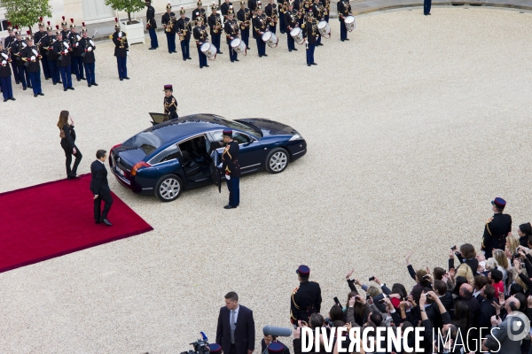 Passation de pouvoir entre Nicolas Sarkozy et Francois Hollande.