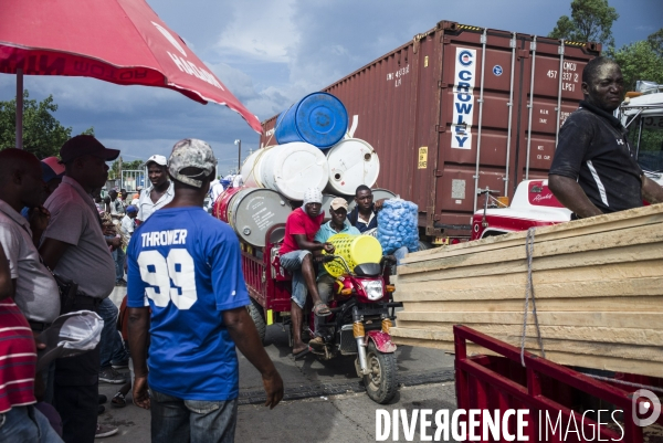 Echanges commerciaux a la frontiere entre haiti et la republique dominicaine.