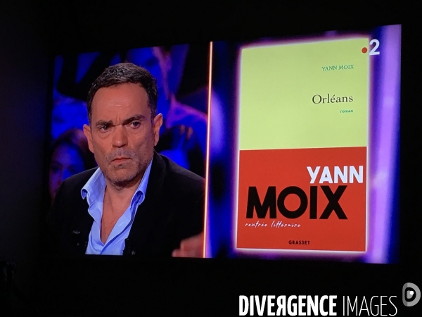 Yann Moix  s excuse et vend son livre - Capture d écran