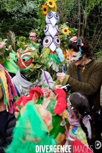 Le Carnaval Touf Ensemble contre les pesticides et les désherbants en ville # Acte 02