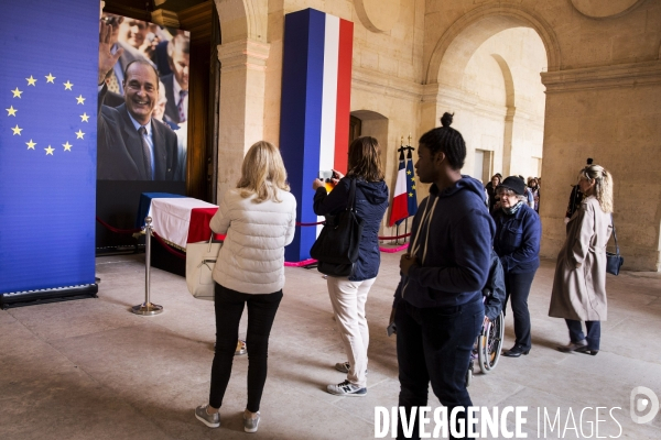 Hommage national populaire au président Jacques Chirac aux Invalides.