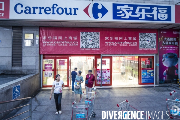 Chine / Us & Coutumes chez Ikea-Decathlon-Carrefour