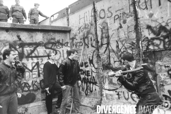 La chute du mur de Berlin en novembre 1989 - The fall of the Berlin wall in november 1989