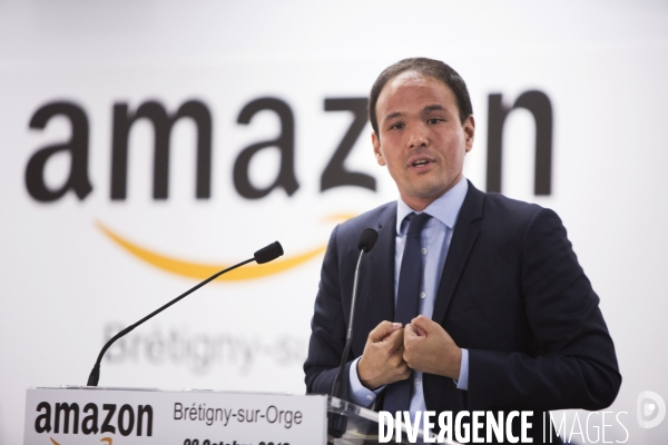 Amazon inaugure son nouveau centre de distribution robotisé en France.