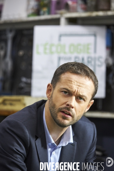 Municipales: Belliard (EELV) présente son plan pour  libérer  Paris de la voiture