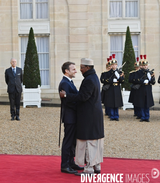Emmanuel Macron reçoit Idriss deby