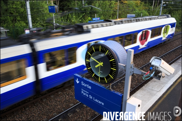 Voyage dans les Tranciliens de la SNCF le long de la ligne L.