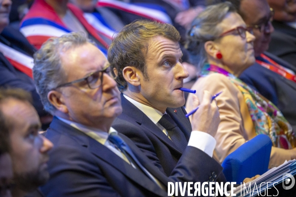 Emmanuel Macron et Richard Ferrand aux Assises des maires de Bretagne à Saint-Brieuc