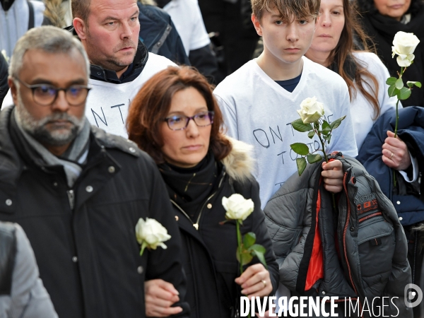 Marche blanche en hommage à Cédric Chouviat
