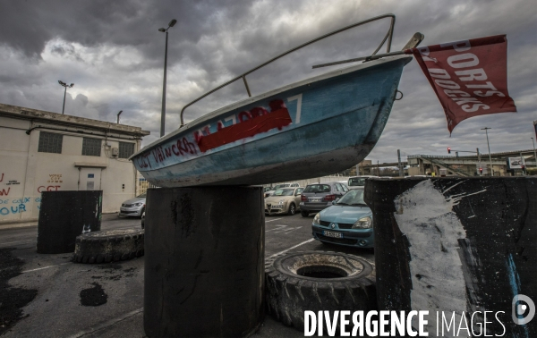Ports fermés contre la réforme des retraites à Marseille