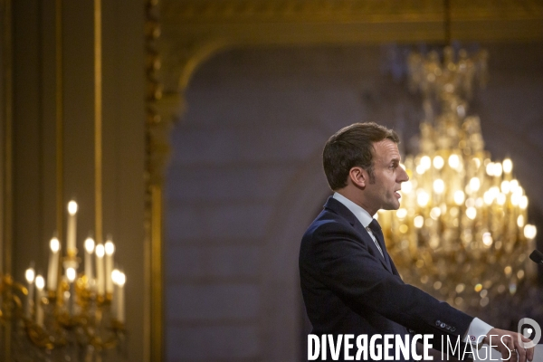 Emmanuel Macron presente ses voeux à la presse