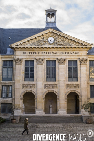 L institut de france, paris.