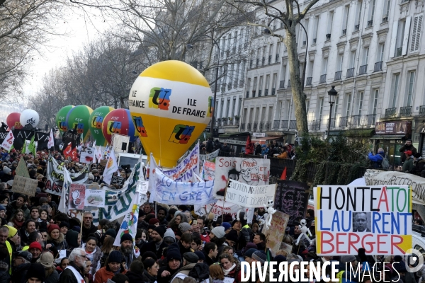 Manifestation Contre la Réforme des Retraites à Paris. Demonstration Against the Pension Reform in Paris.