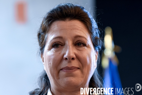 Agnès Buzyn et Olivier Véran. Passation de pouvoir au ministère des solidarités et de la santé.