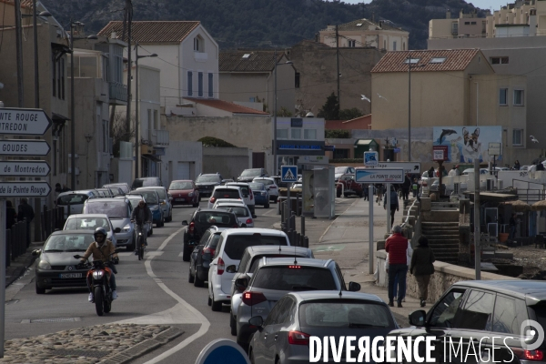 Marche dans le 8eme arrondissement de Marseille contre le Bd. Urbain Sud