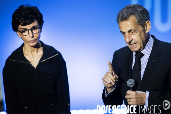 Rachida Dati en meeting salle Gaveau avec Nicolas Sarkozy.