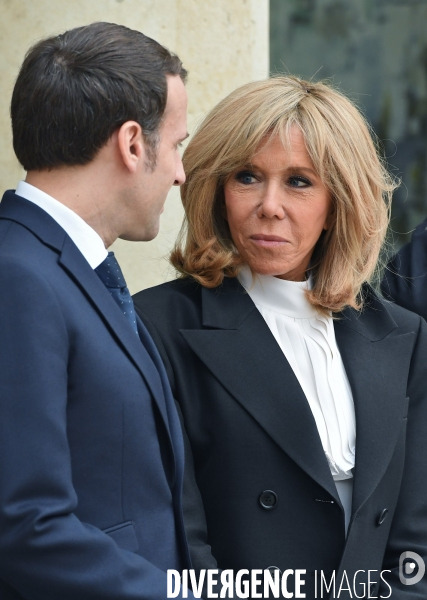 Emmanuel et brigitte Macron à l elysée