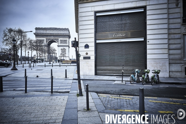 Alone in Paris - Jour 1 Confinement 17 mars 2020