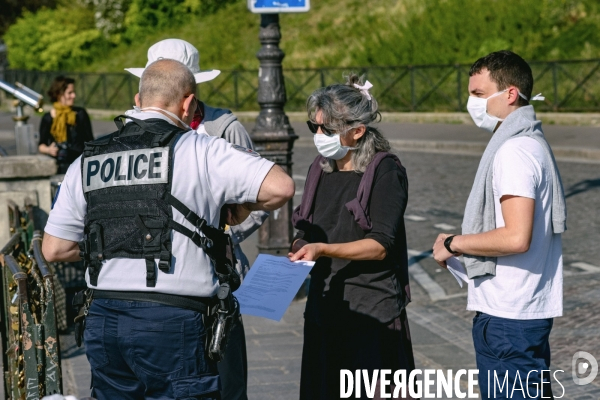 Contrôle de police à Montmartre