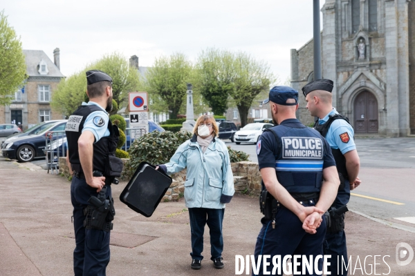 Patrouille avec la gendarmerie nationale sous confinement en Normandie