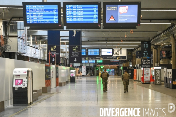 Gare Montparnasse. Confinement. 34ème jour.