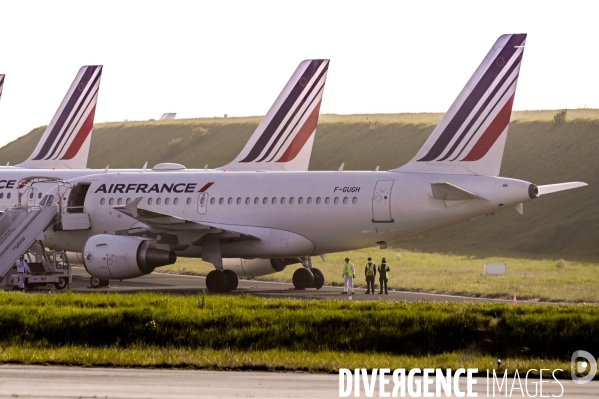 Air France, maintenance et stationnement des avions au parking. Confinement 40ème jour.
