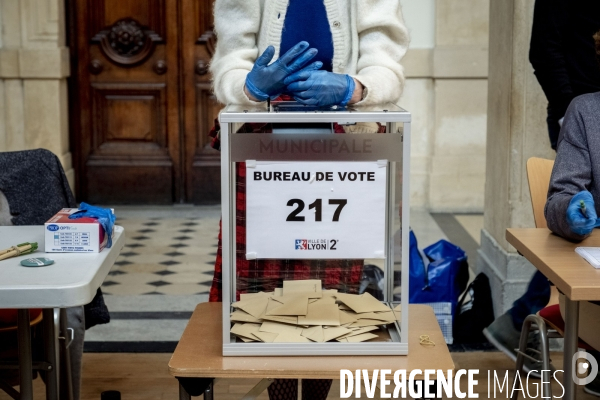 Elections municpales, premier tour à Lyon.