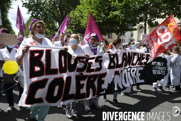 Journée nationale de protestation de l hôpital à Paris. Hospital national day of protest in Paris.