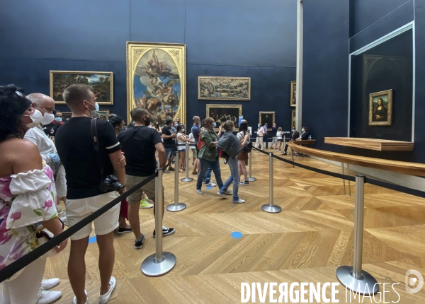 Le Louvre masqué