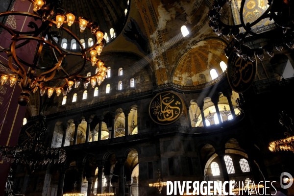 Sainte Sophie, Hagia Sophia, Ayasofya, ¢glise converti en mosquée à Istanbul. Hagia Sophia, Sainte Sophie, Ayasofya, Church converted into Mosque in Istanbul.