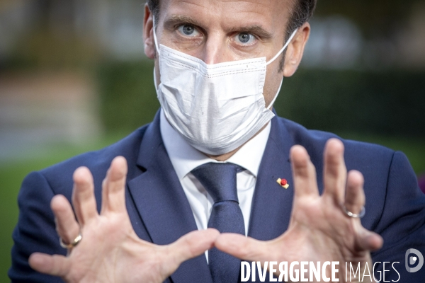 Emmanuel Macron à l hôpital de Pontoise