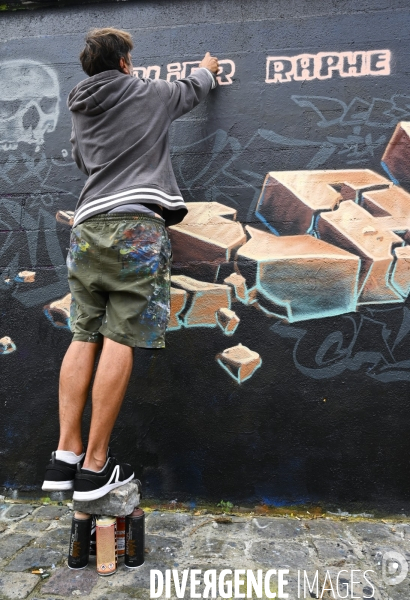 Street artiste : CALIGR RAPH