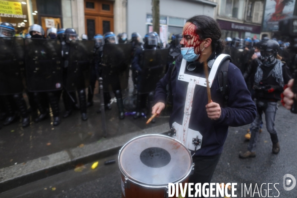 Paris, manifestation contre la loi sécurité globale