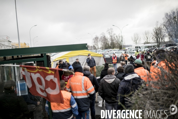 Grève des salariés de la raffinerie Total de Grandpuits 22012021